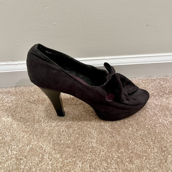 Madden girl black heels with bows - Picture 5 of 5